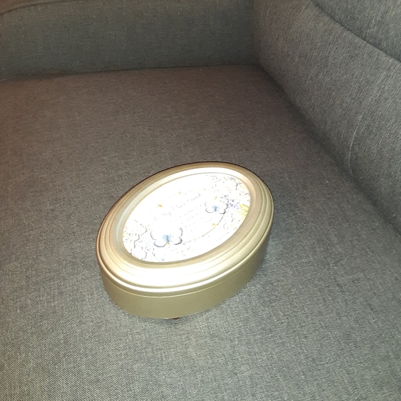 Music Box - Picture 8 of 8